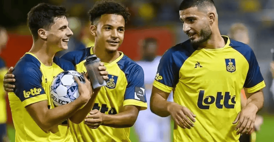 欧冠强弱对话：拜仁主场围剿，圣吉联合死守破咒